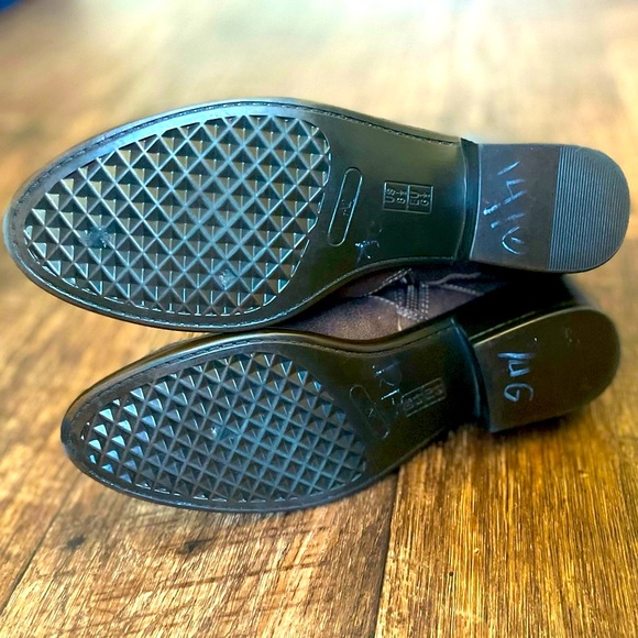 A2 By Aerosoles • My Way Brown Ankle Boots - Picture 9 of 10